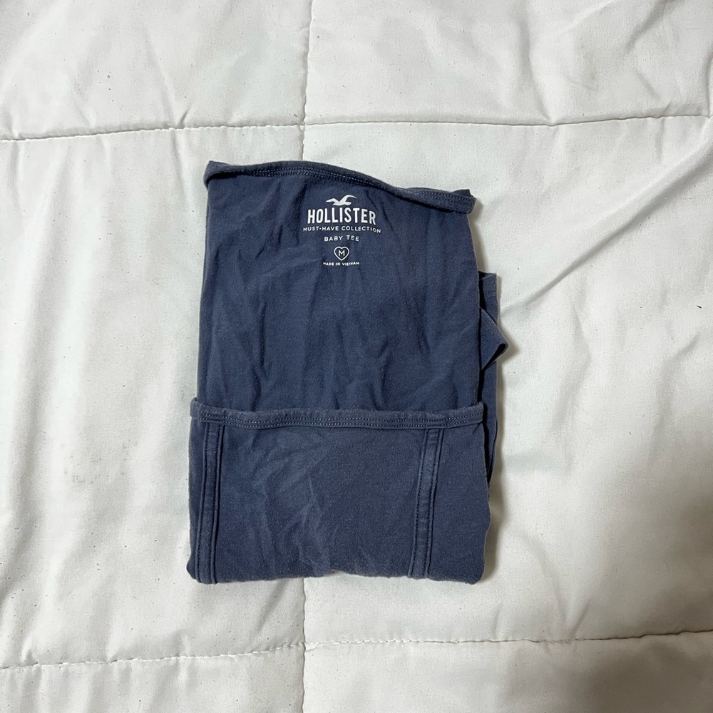 HOLLISTER TOP - Picture 3 of 3